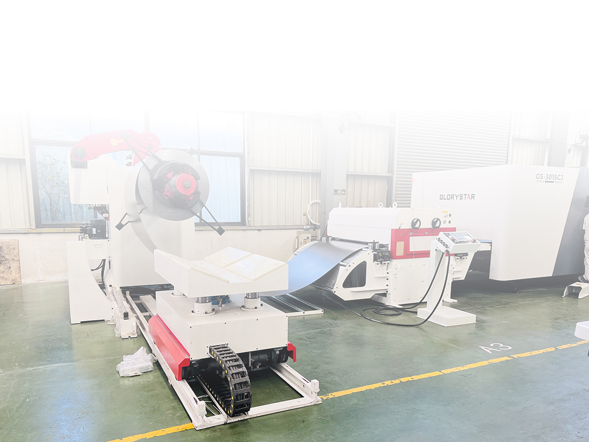 五分鍾帶你了解绿巨人色多多智能卷料矯平激光切割送料線